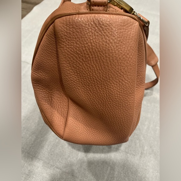 ALEXANDER WANG Soft Pebbled Lambskin Rocco Tan Pale Shoulder Handbag Gold Accent - Picture 6 of 13